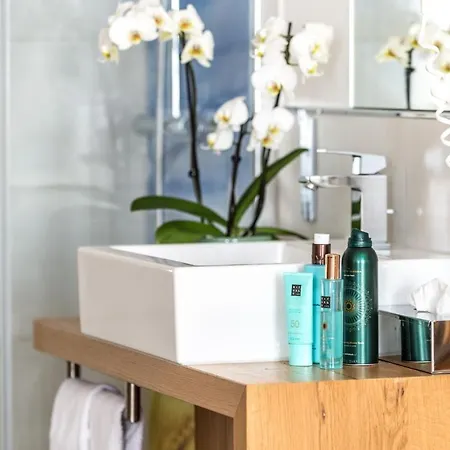 Aunhamer & (adults Only) Szálloda 4*