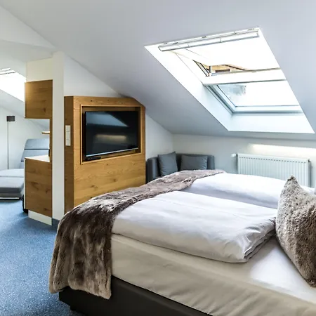 Aunhamer & (adults Only) Szálloda 4*